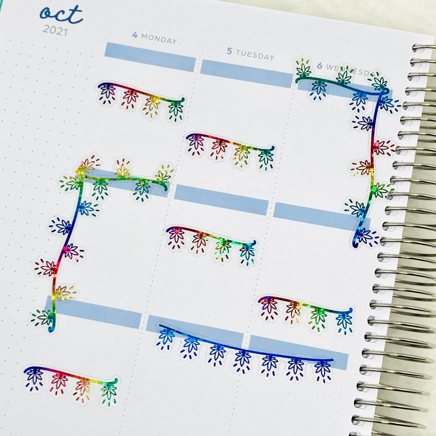 CLEAR FOILED Pot Leaf holiday light string planner stickers  (7078106398897)